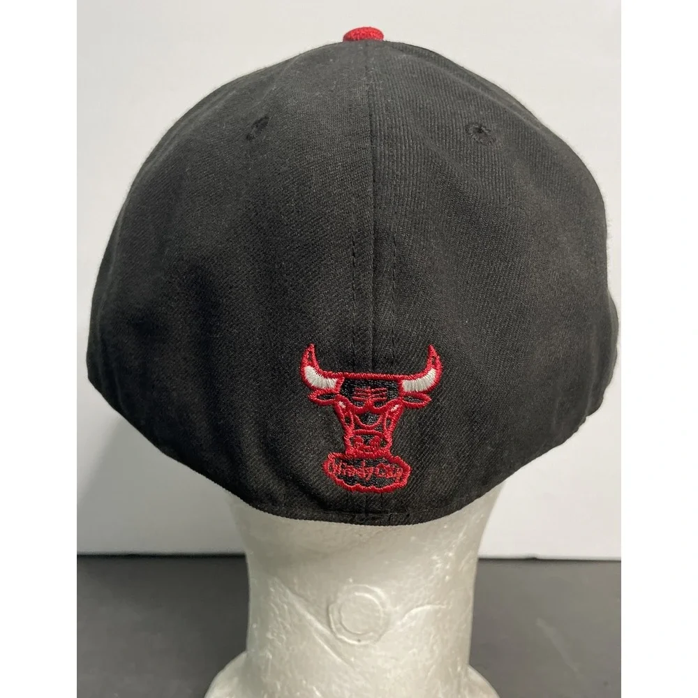 Chicago Bulls Windy City Snapback‎ Embroidered Hat Hardwood New Era 59 Adult 7.5